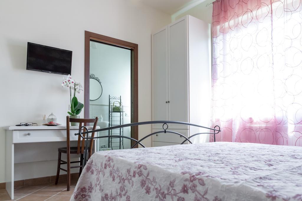 Dolce Sosta Hotel Лука Стая снимка